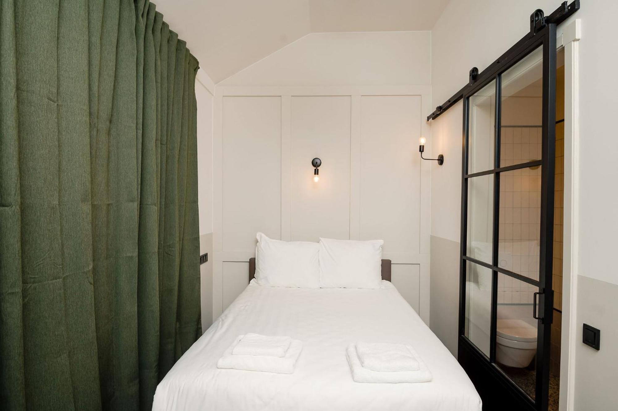 Hotel Mr.Lewis Rotterdam Zimmer foto