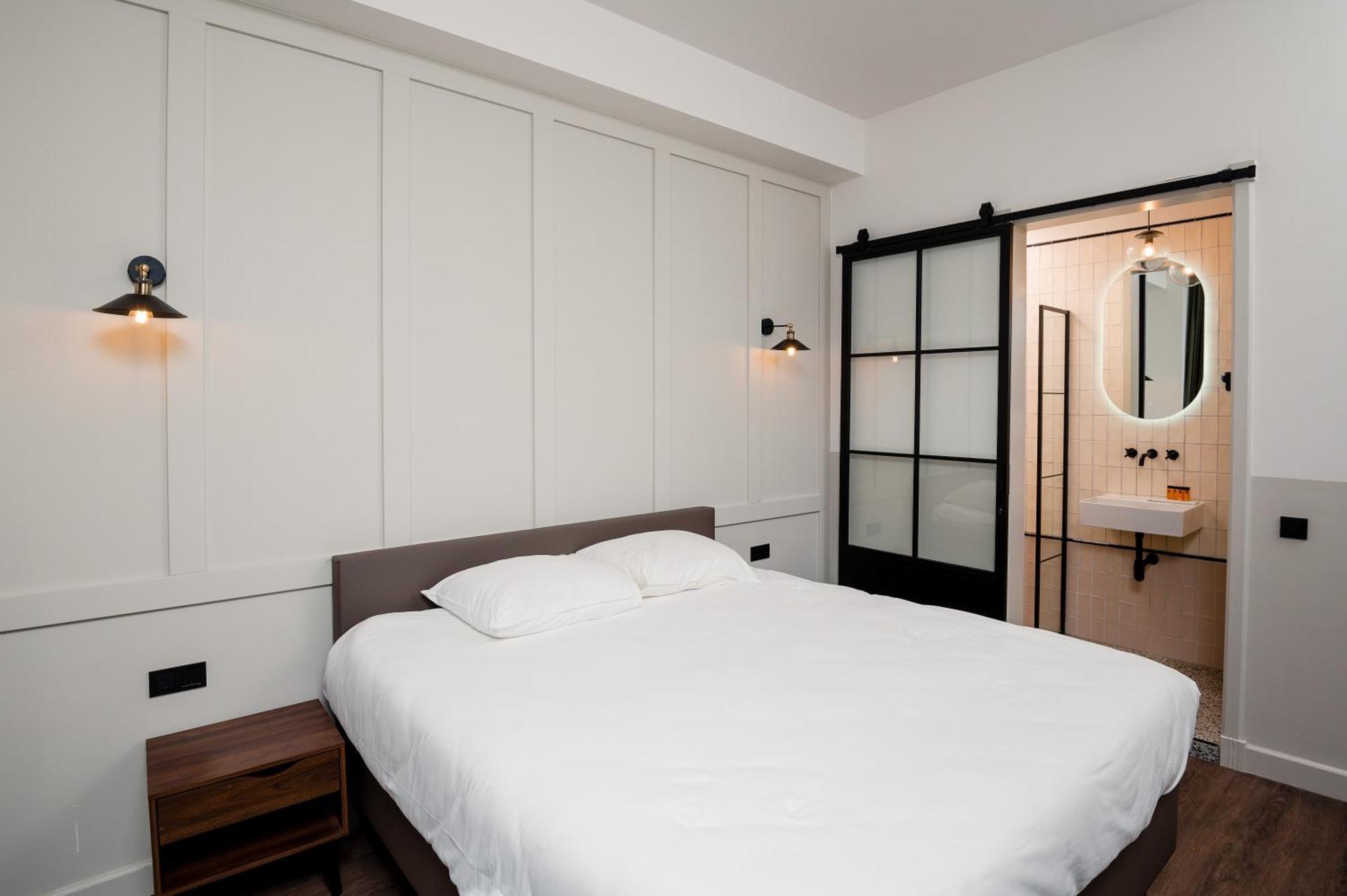 Hotel Mr.Lewis Rotterdam Exterior foto